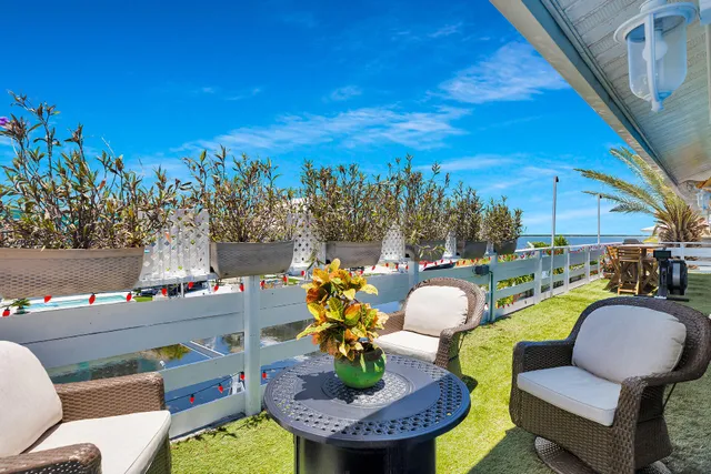 $1,199,000 | 31135 Hollerich Drive, Big Pine Key, FL 33043