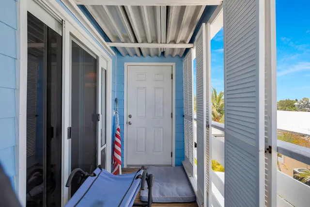 $1,199,000 | 31135 Hollerich Drive, Big Pine Key, FL 33043