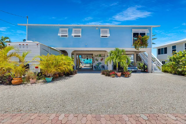 $1,199,000 | 31135 Hollerich Drive, Big Pine Key, FL 33043