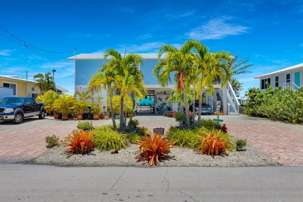 $1,149,000 | 31135 Hollerich Drive, Big Pine Key, FL 33043