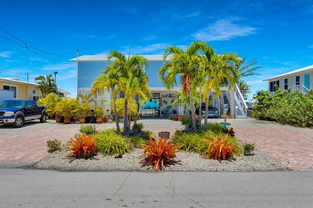 $1,199,000 | 31135 Hollerich Drive, Big Pine Key, FL 33043