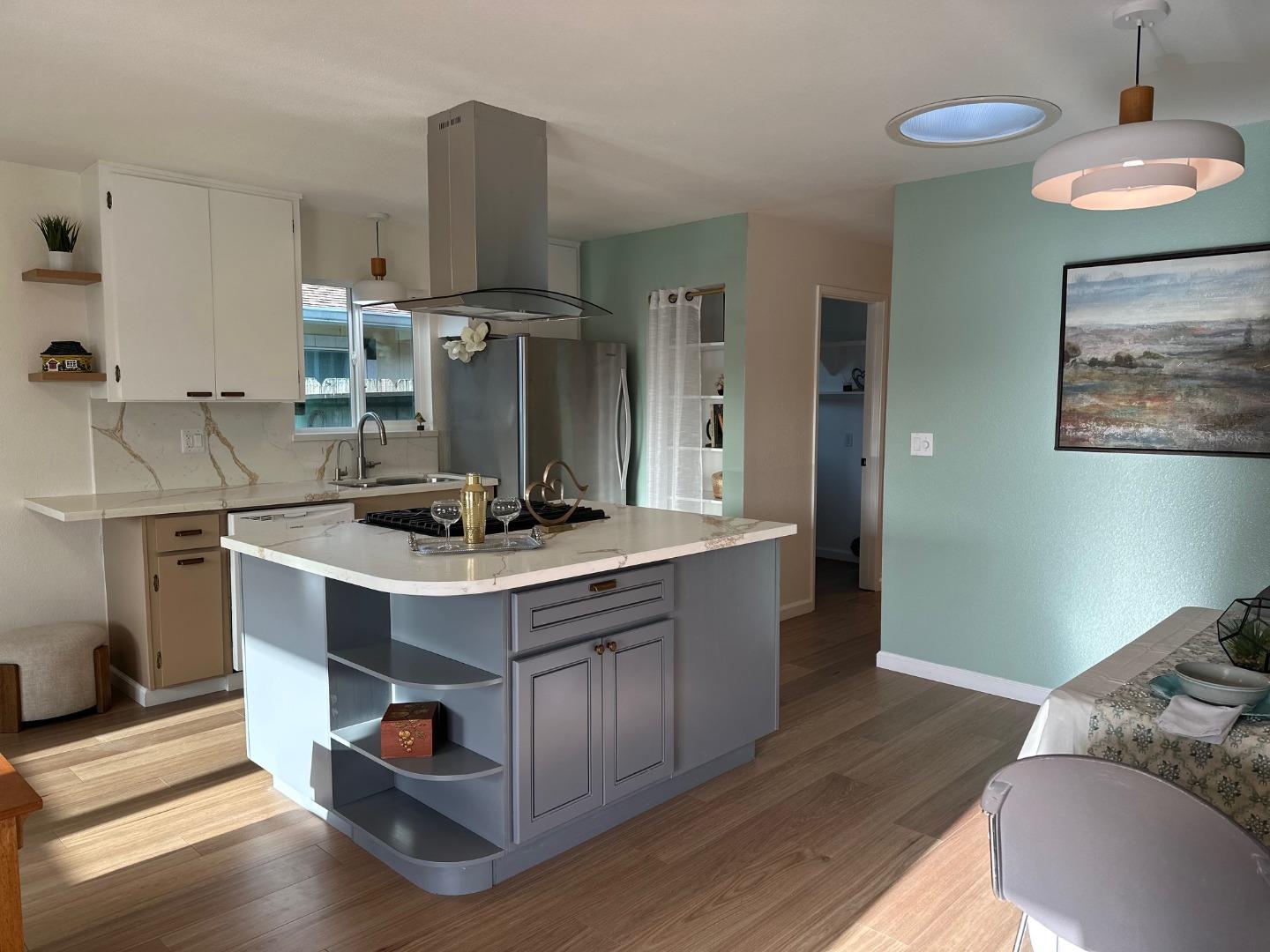 755 Pino Way Salinas, CA 93905 - Photo 13 of 48