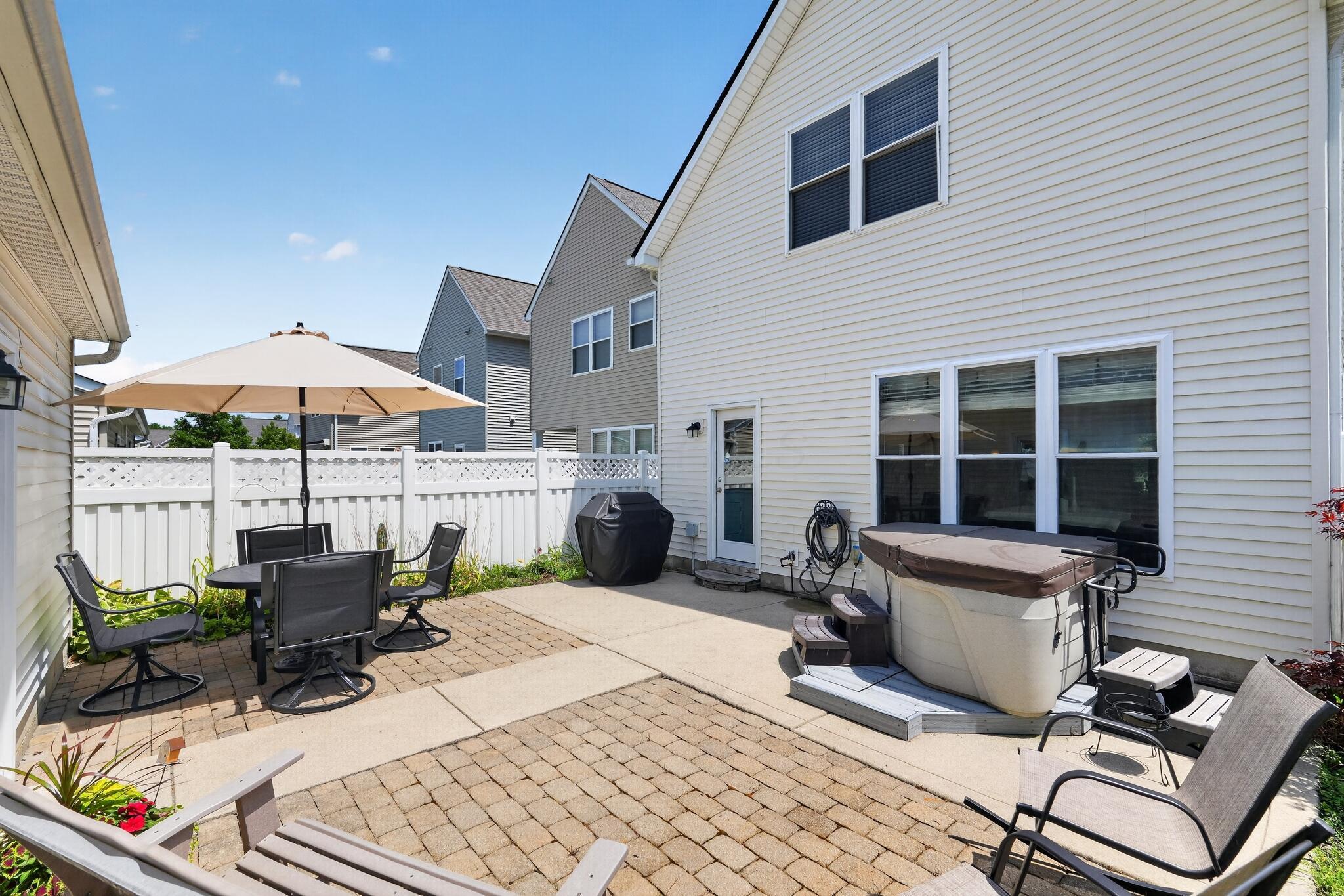 5643 Wexler Road Dublin, OH 43016 - Photo 22 of 23 5643_Wexler_Rd-Exterior-r-40