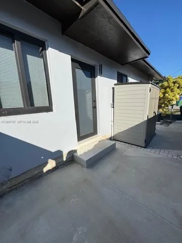 $2,500 | 6750 Southwest 21st Street, Miami, FL 33155