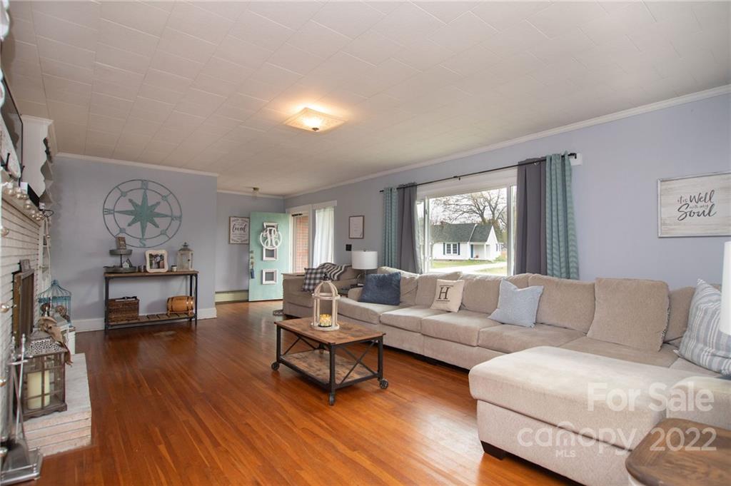 1204 Brantley Road Kannapolis, NC 28083 - Photo 3 of 16 Gallery Image 3