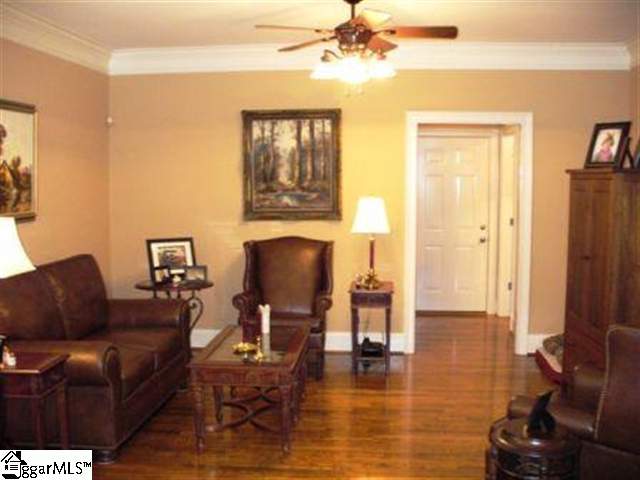 124 Riverstone Way Greer, SC 29651 - Photo 7 of 25 Gallery Image 7
