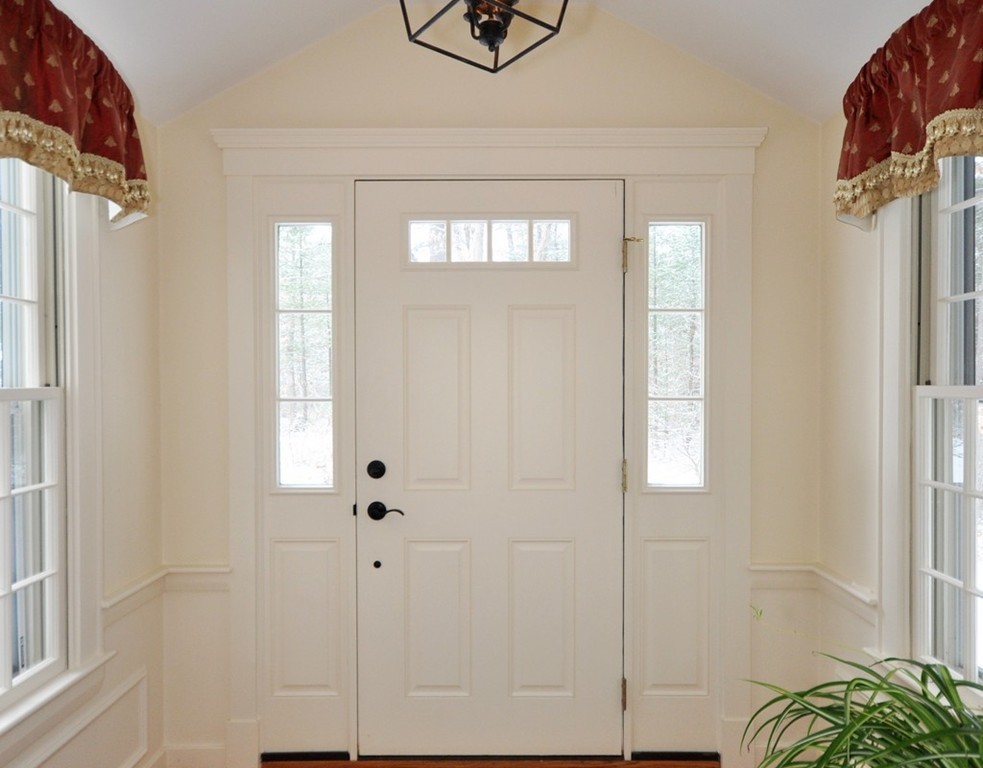 36 Spring Road Concord, MA 01742 - Photo 12 of 22