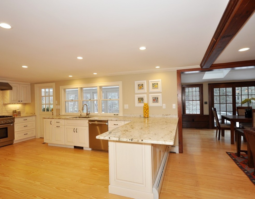 36 Spring Road Concord, MA 01742 - Photo 4 of 22