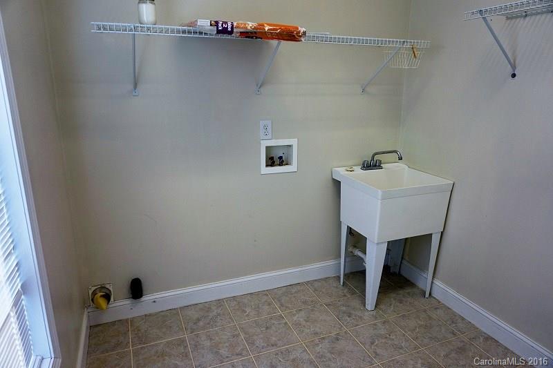 2034 Sugar Maple Lane Conover, NC 28613 - Photo 12 of 24 Gallery Image 12