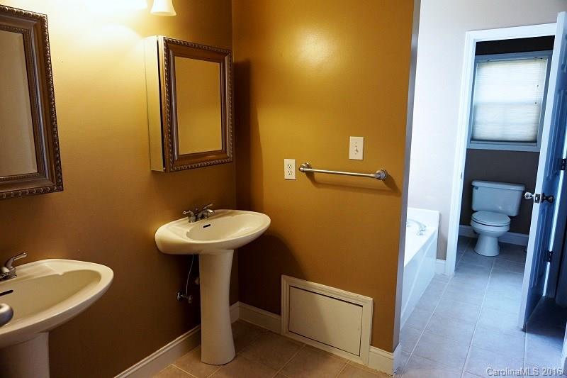 2034 Sugar Maple Lane Conover, NC 28613 - Photo 19 of 24 Gallery Image 19