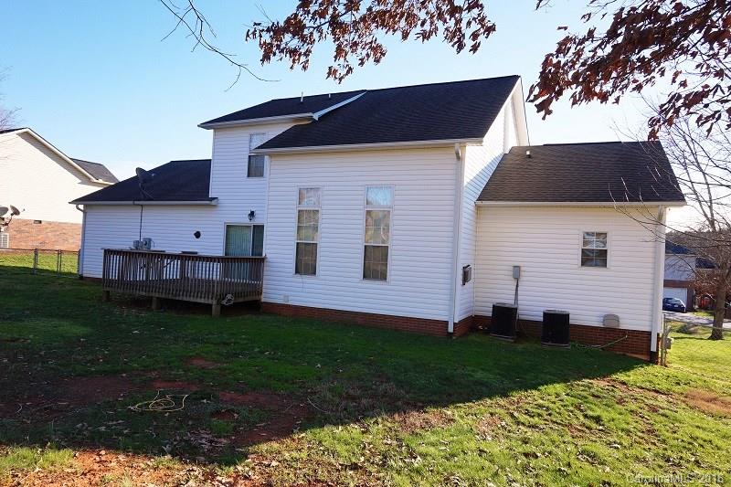 2034 Sugar Maple Lane Conover, NC 28613 - Photo 3 of 24 Gallery Image 3