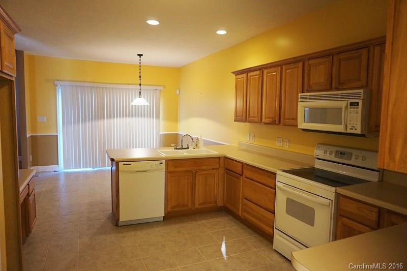 2034 Sugar Maple Lane Conover, NC 28613 - Photo 9 of 24 Gallery Image 9