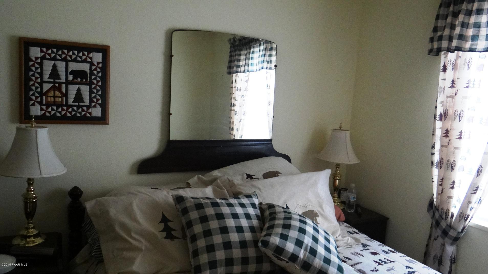 Bedroom Too