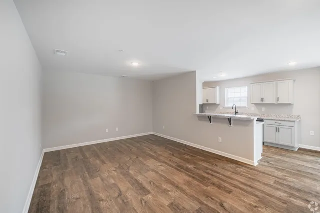 $1,460 | 311 South Black Swamp Court, Unit 302, Conway, SC 29526