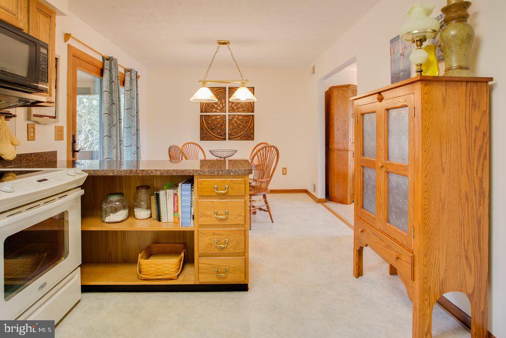 360 Sarhelm Road Harrisburg, PA 17112 - Photo 13 of 25 Gallery Image 13