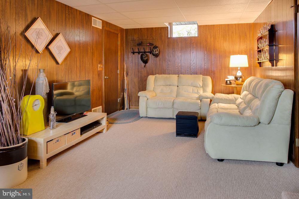 360 Sarhelm Road Harrisburg, PA 17112 - Photo 15 of 25 Gallery Image 15