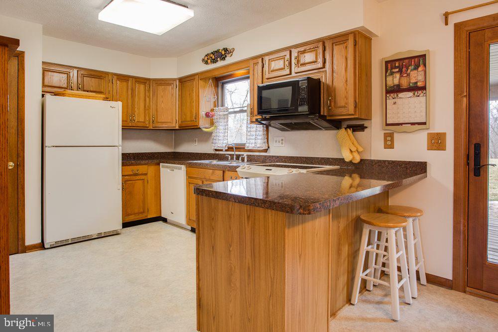 360 Sarhelm Road Harrisburg, PA 17112 - Photo 9 of 25 Gallery Image 9