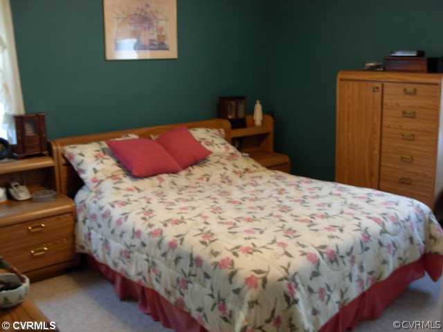 6020 Barrister Road Chesterfield, VA 23832 - Photo 10 of 12 a bedroom with a bed and a closet