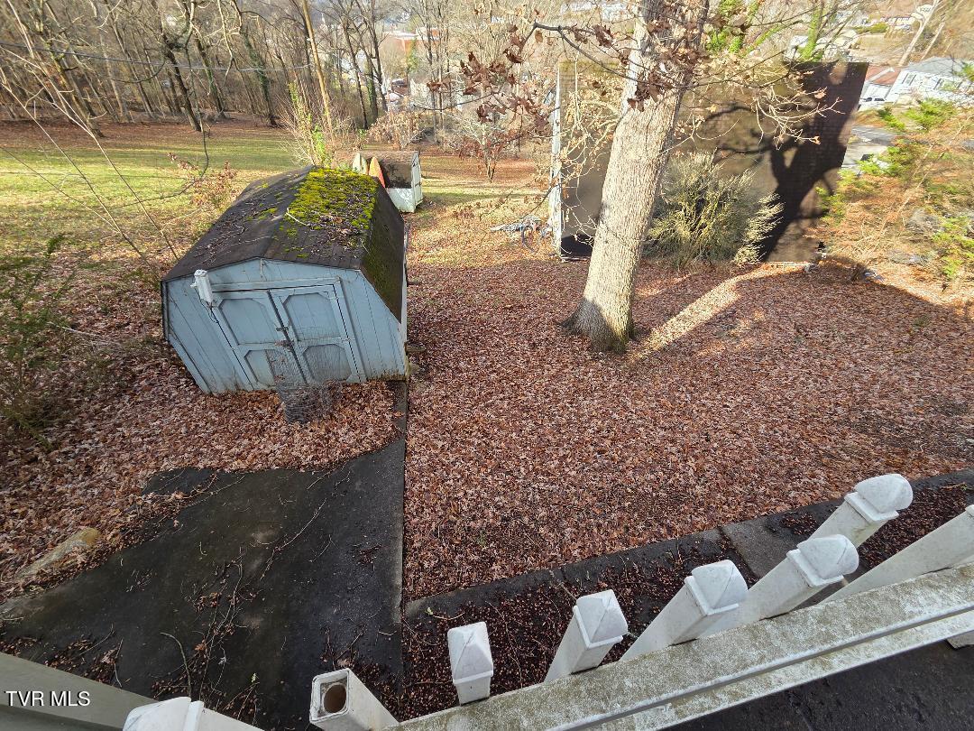 1162 Ridgecrest Avenue Kingsport, TN 37665 - Photo 17 of 21 ridgecrest back yard