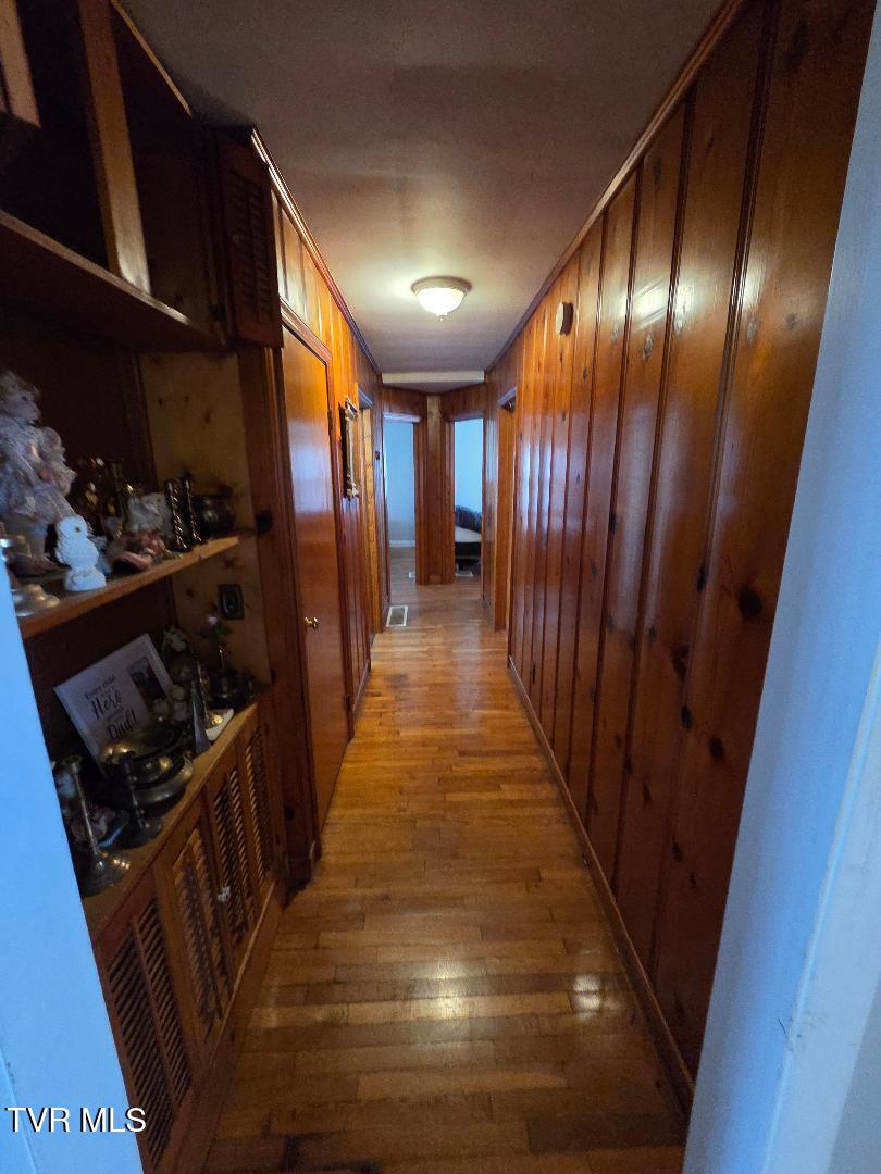 1162 Ridgecrest Avenue Kingsport, TN 37665 - Photo 9 of 21 ridgecrest hall