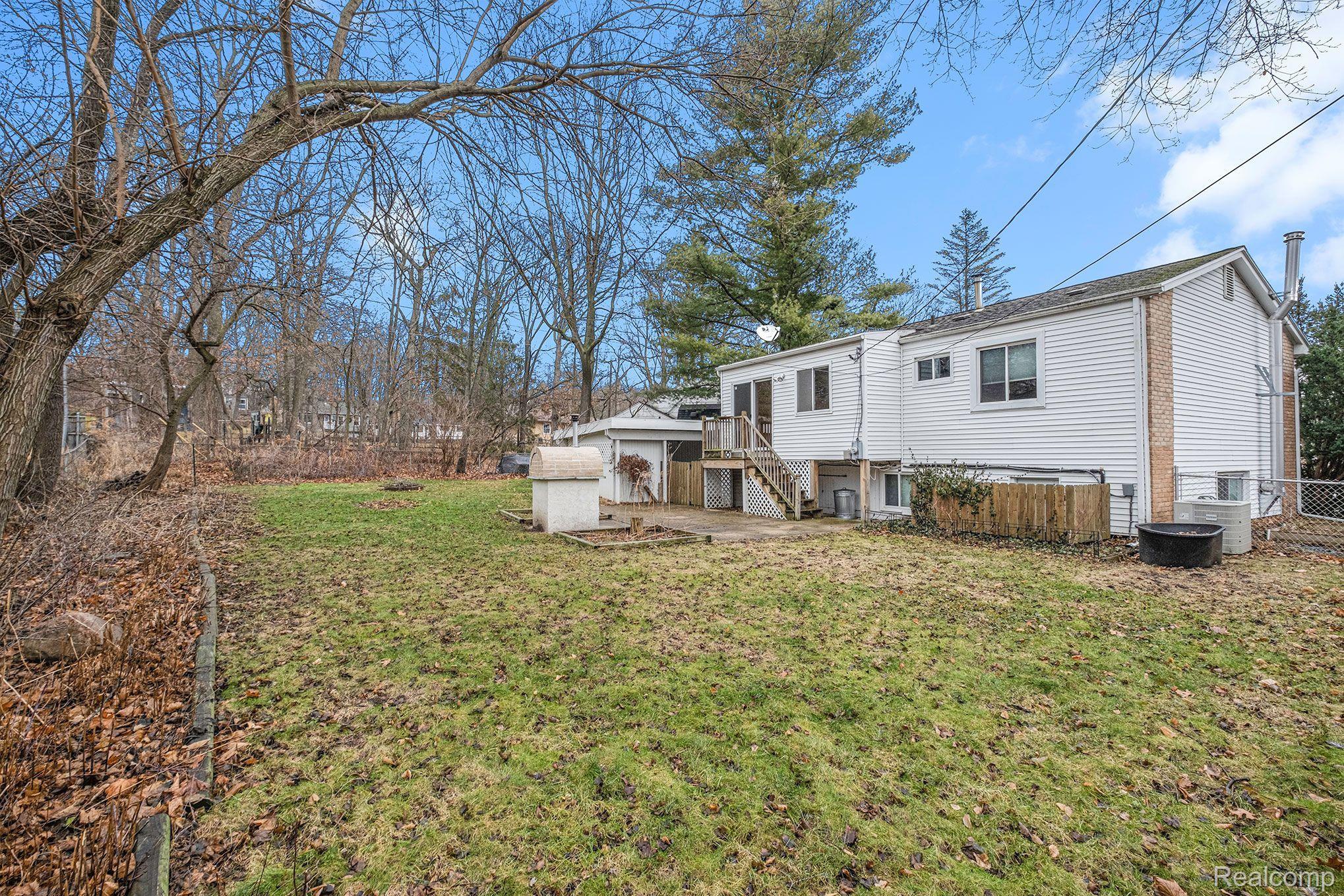 1161 Wendy Road Ann Arbor, MI 48103 - Photo 34 of 36 Gallery Image 34