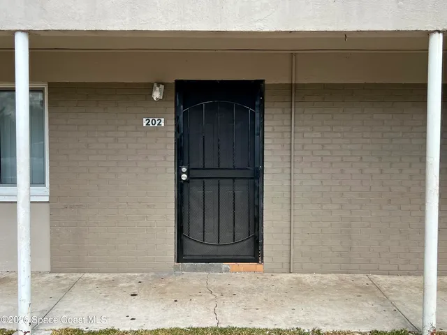 $59,900 | 800 North Fiske Boulevard, Unit 202, Cocoa, FL 32922