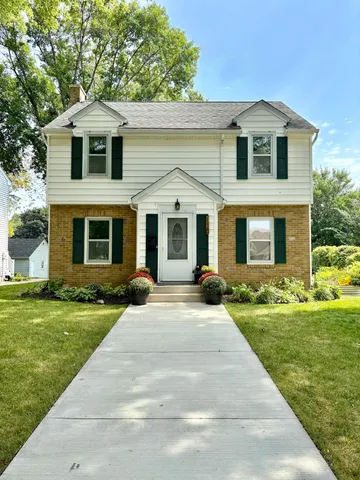 $265,000 | 115 South High Street, Marshall, MN 56258