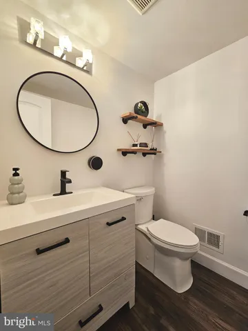 $3,750 | 5704 Wood Duck Court, Burke, VA 22015