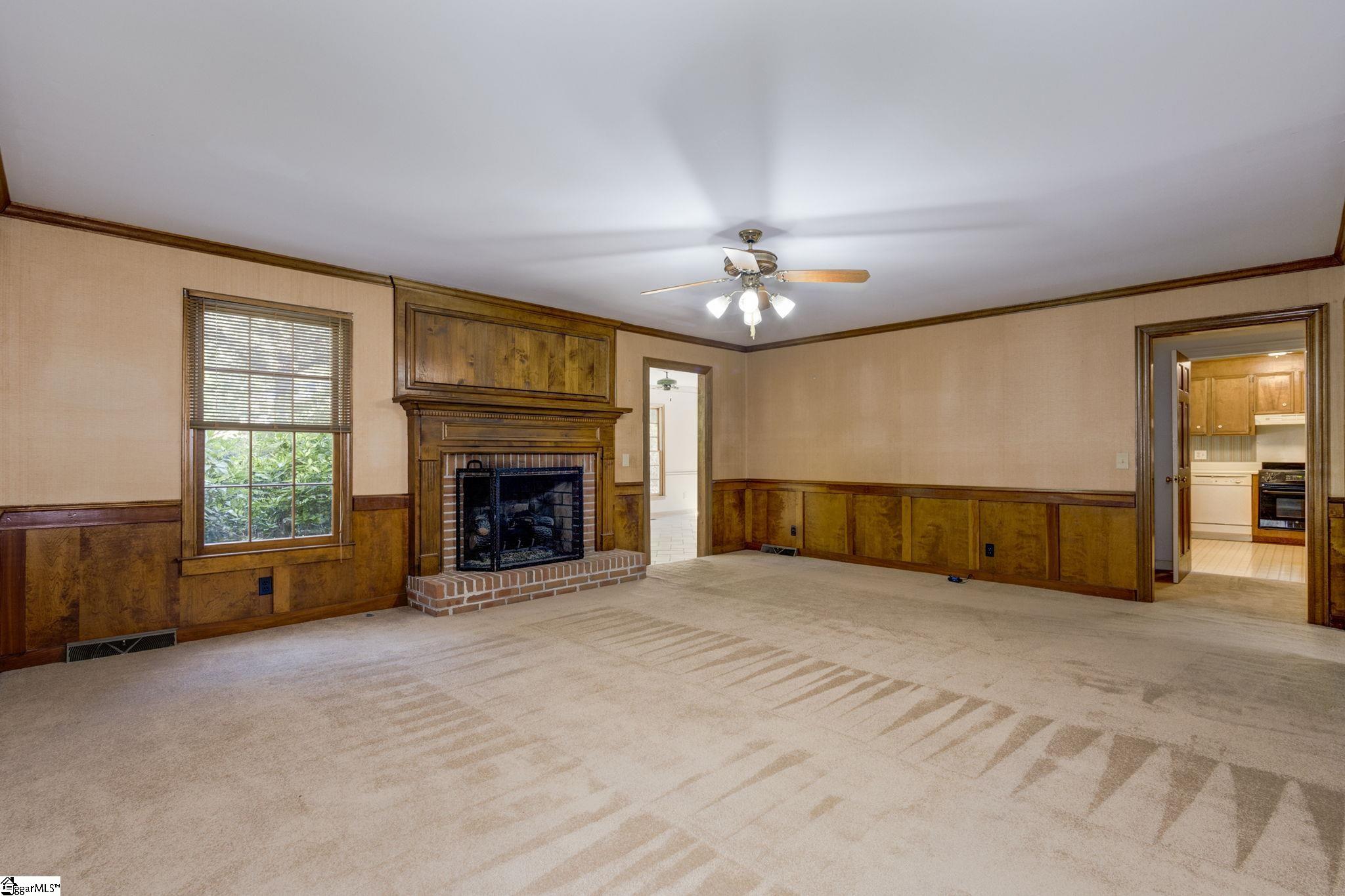 212 Loblolly Lane Greenville, SC 29607 - Photo 15 of 33 Gallery Image 15