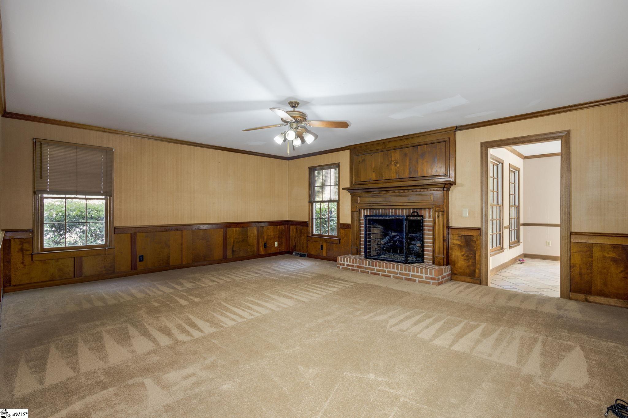 212 Loblolly Lane Greenville, SC 29607 - Photo 16 of 33 Gallery Image 16