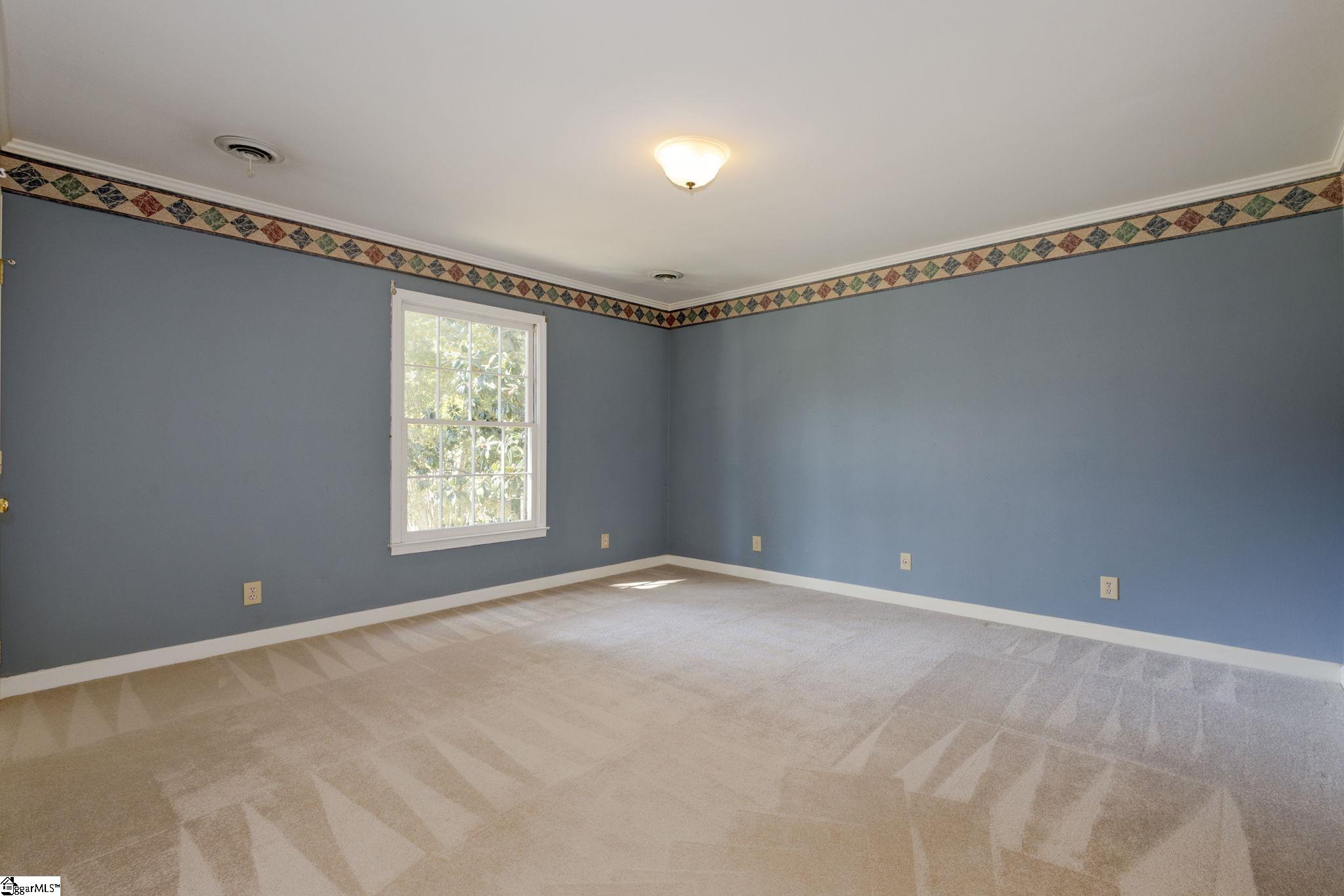 212 Loblolly Lane Greenville, SC 29607 - Photo 18 of 33 Gallery Image 18