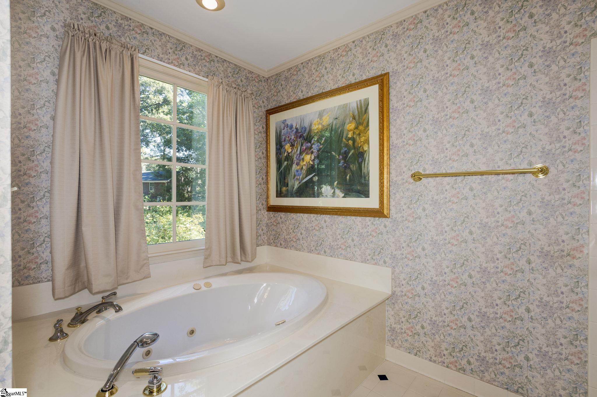 212 Loblolly Lane Greenville, SC 29607 - Photo 24 of 33 Gallery Image 24