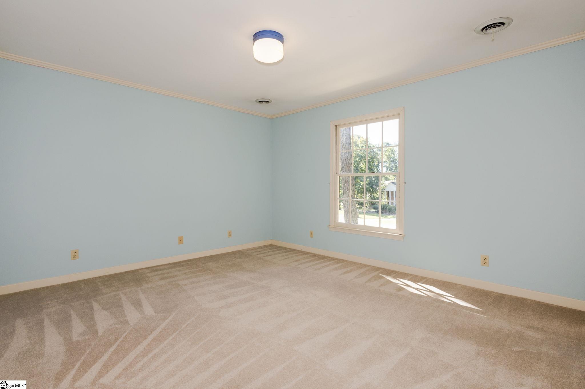212 Loblolly Lane Greenville, SC 29607 - Photo 25 of 33 Gallery Image 25