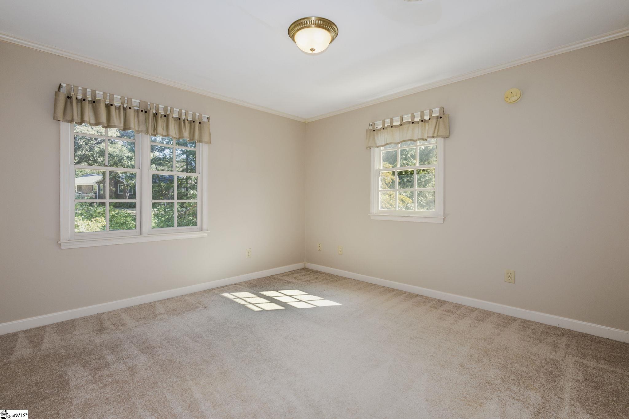 212 Loblolly Lane Greenville, SC 29607 - Photo 28 of 33 Gallery Image 28