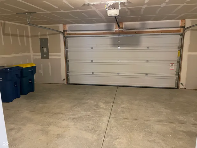 $3,195 | 11573 Fulham Street, Carmel, IN 46032