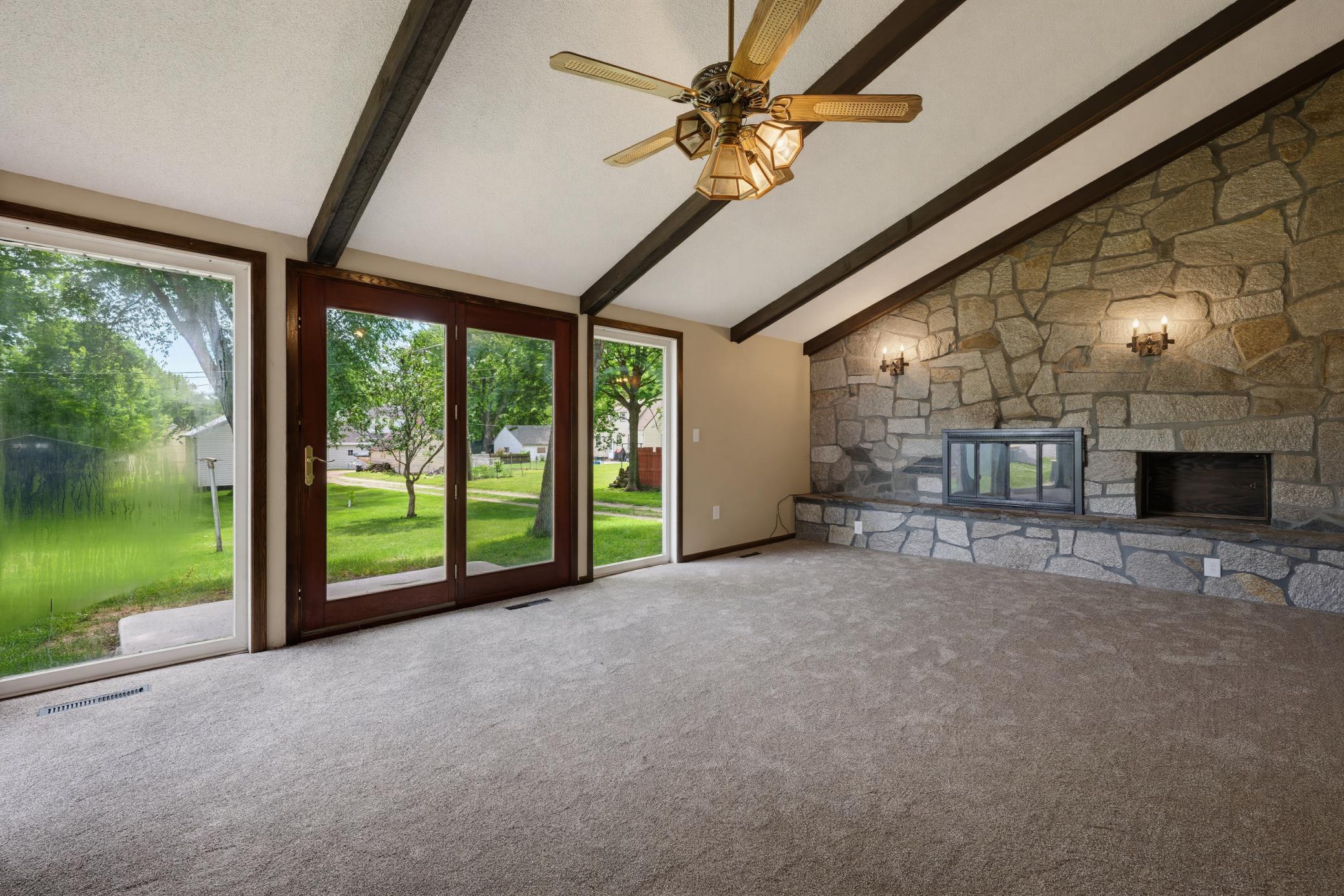 821 Ash Avenue Bird Island, MN 55310 - Photo 11 of 22
