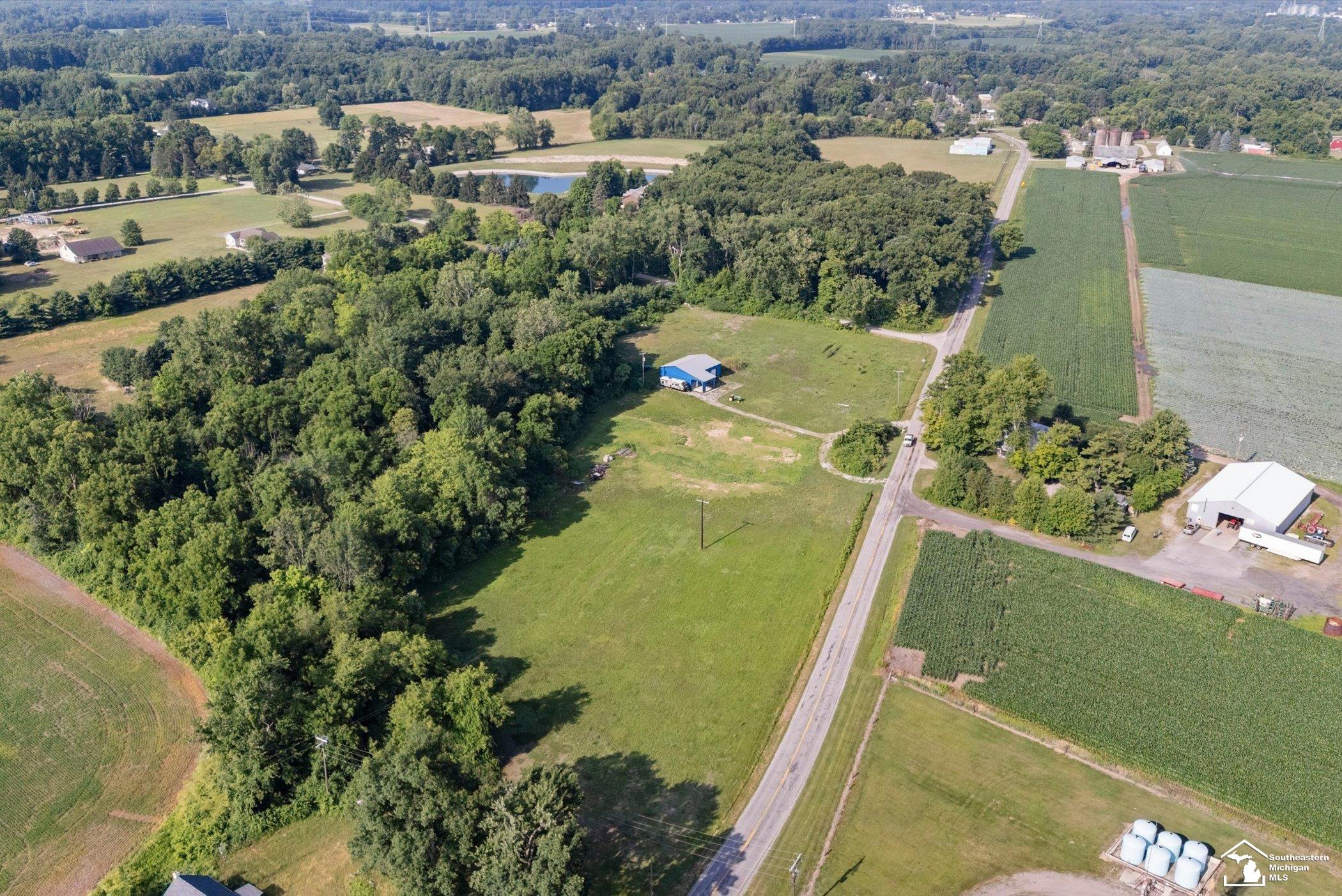12501 Dixon Road Dundee, MI 48131 - Photo 22 of 26 50213379-8fbae561-fe02-4e41-a225-ff4933efe9fb.JPG