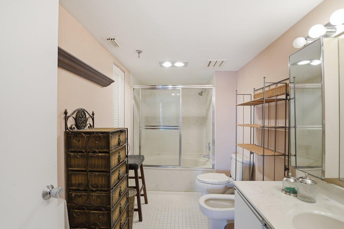 5340 Northwest 2nd Avenue, Unit 326 Boca Raton, FL 33487 - Photo 22 of 29 DSC_2656