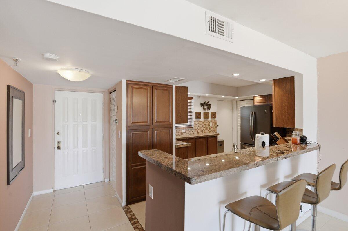 5340 Northwest 2nd Avenue, Unit 326 Boca Raton, FL 33487 - Photo 8 of 29 DSC_2578