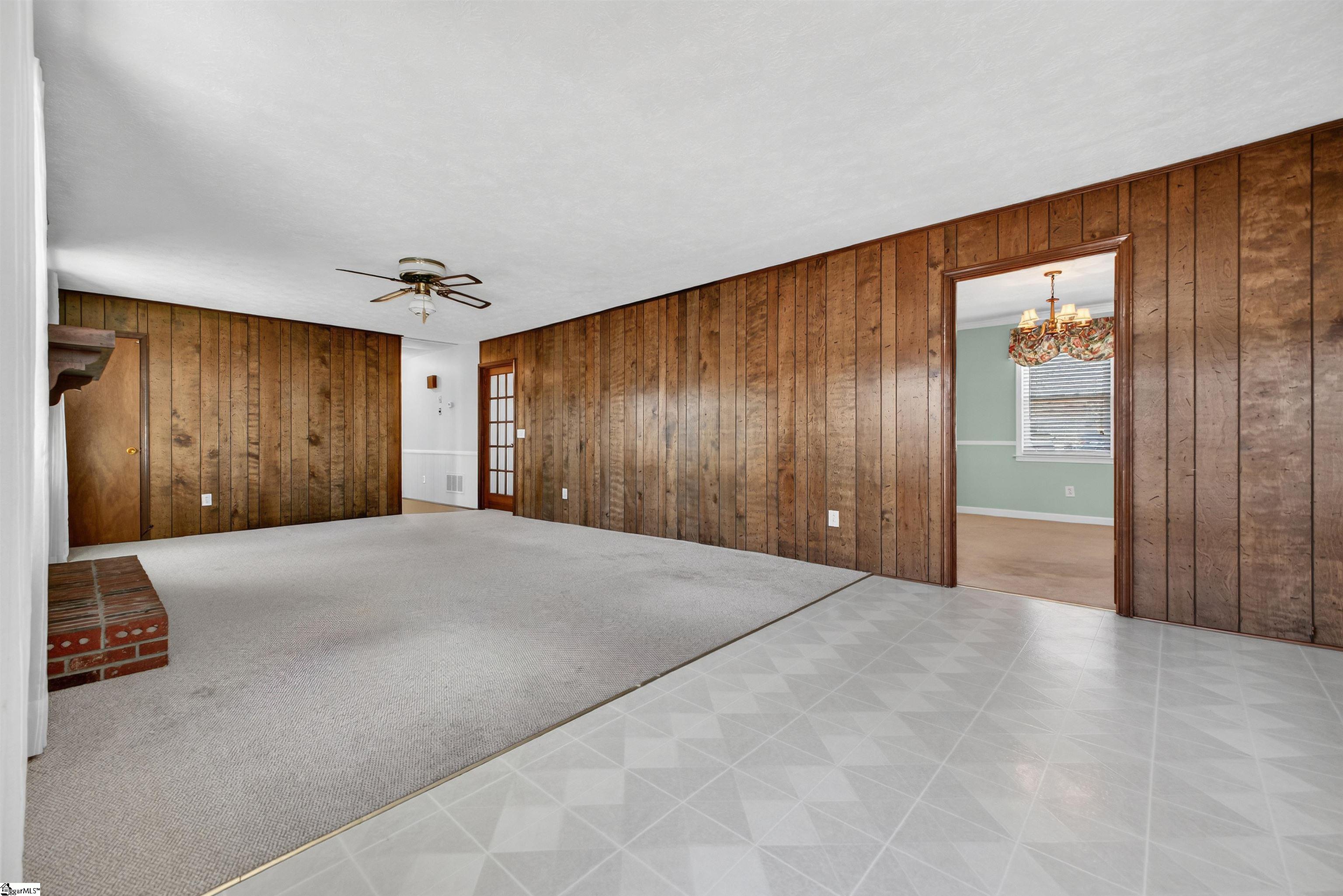 227 Eastbourne Road Greenville, SC 29611 - Photo 11 of 36