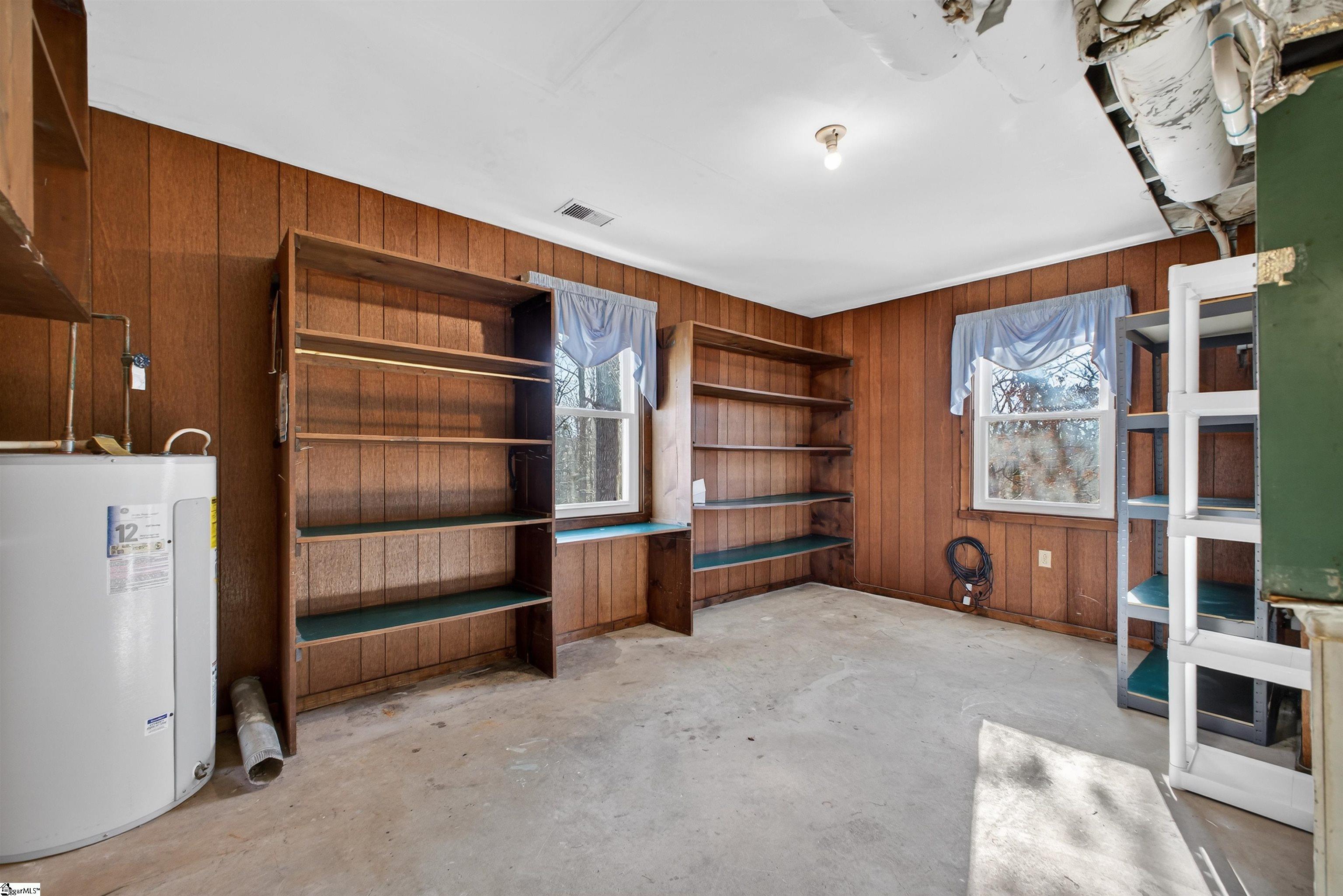 227 Eastbourne Road Greenville, SC 29611 - Photo 28 of 36