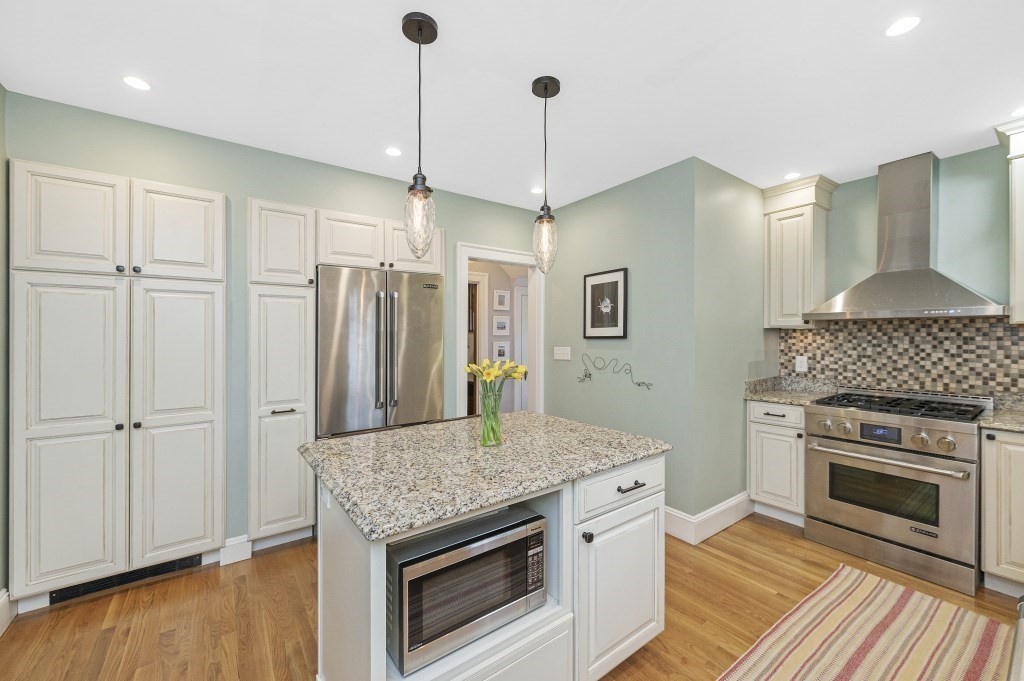 22 Hillcroft Road Boston, MA 02130 - Photo 8 of 30 Gallery Image 8