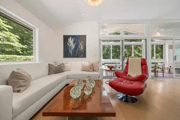 $11,500 | 22 Sunswyck Road, Darien, CT 06820