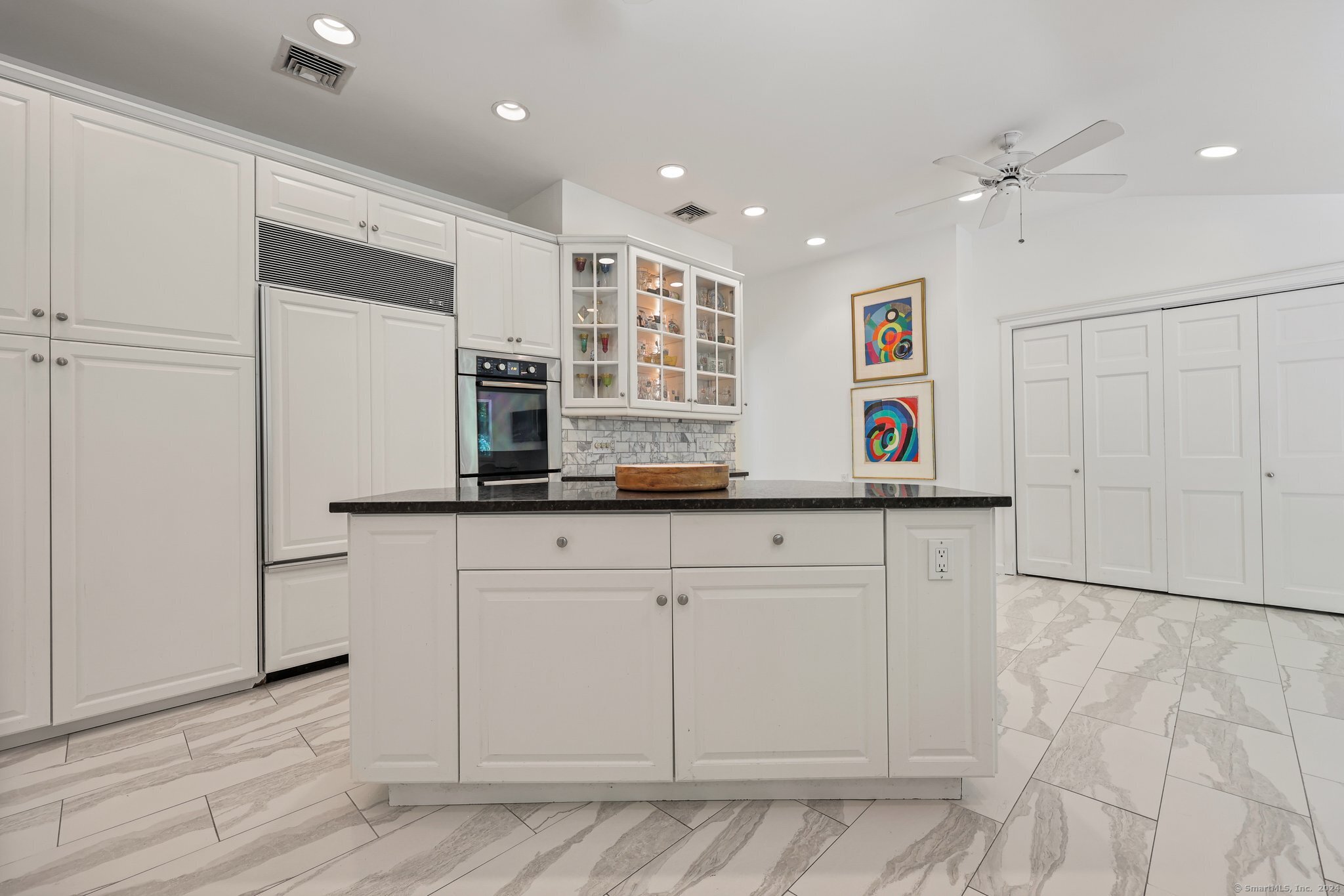 22 Sunswyck Road Darien, CT 06820 - Photo 18 of 38