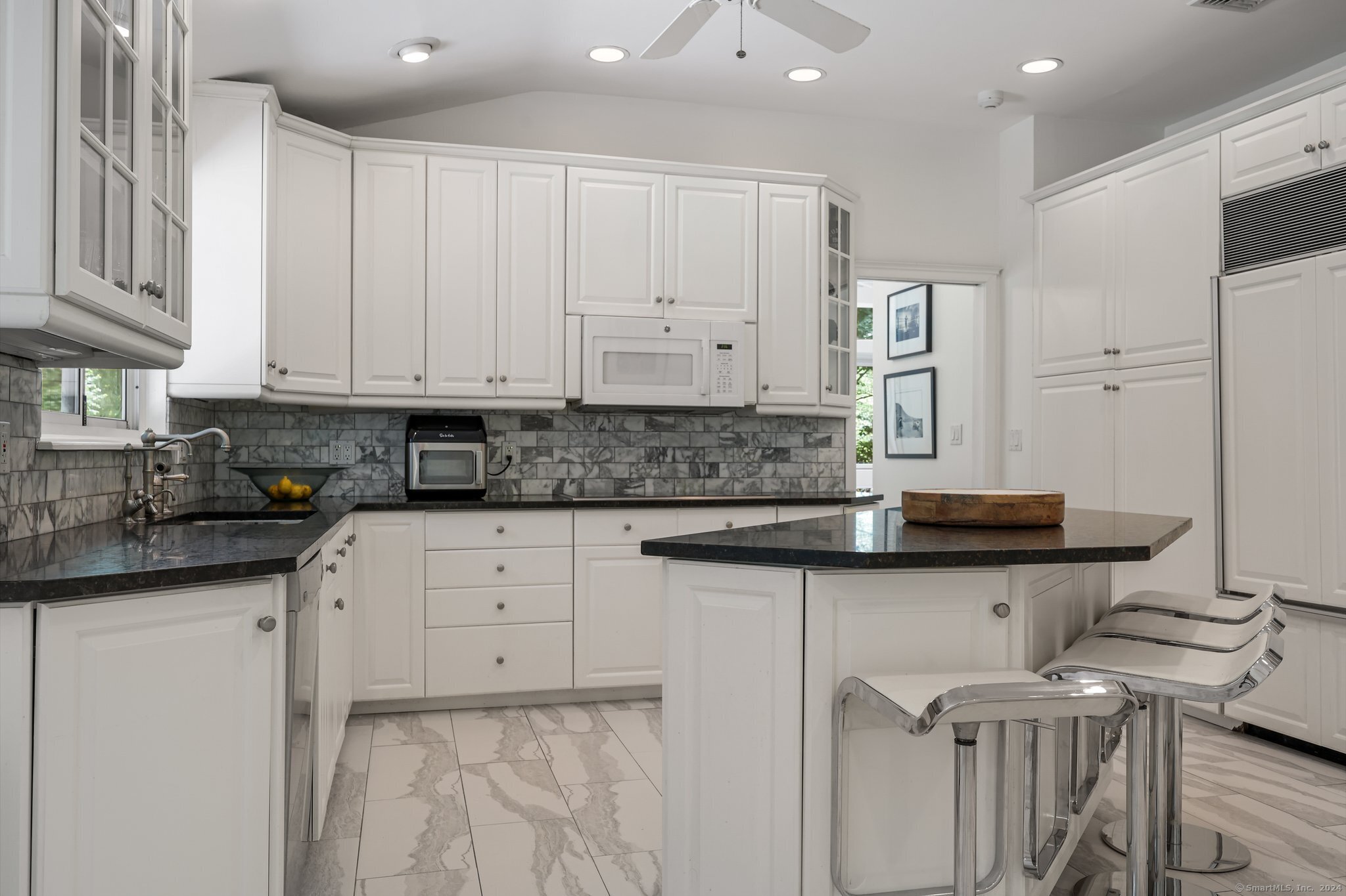 22 Sunswyck Road Darien, CT 06820 - Photo 19 of 38