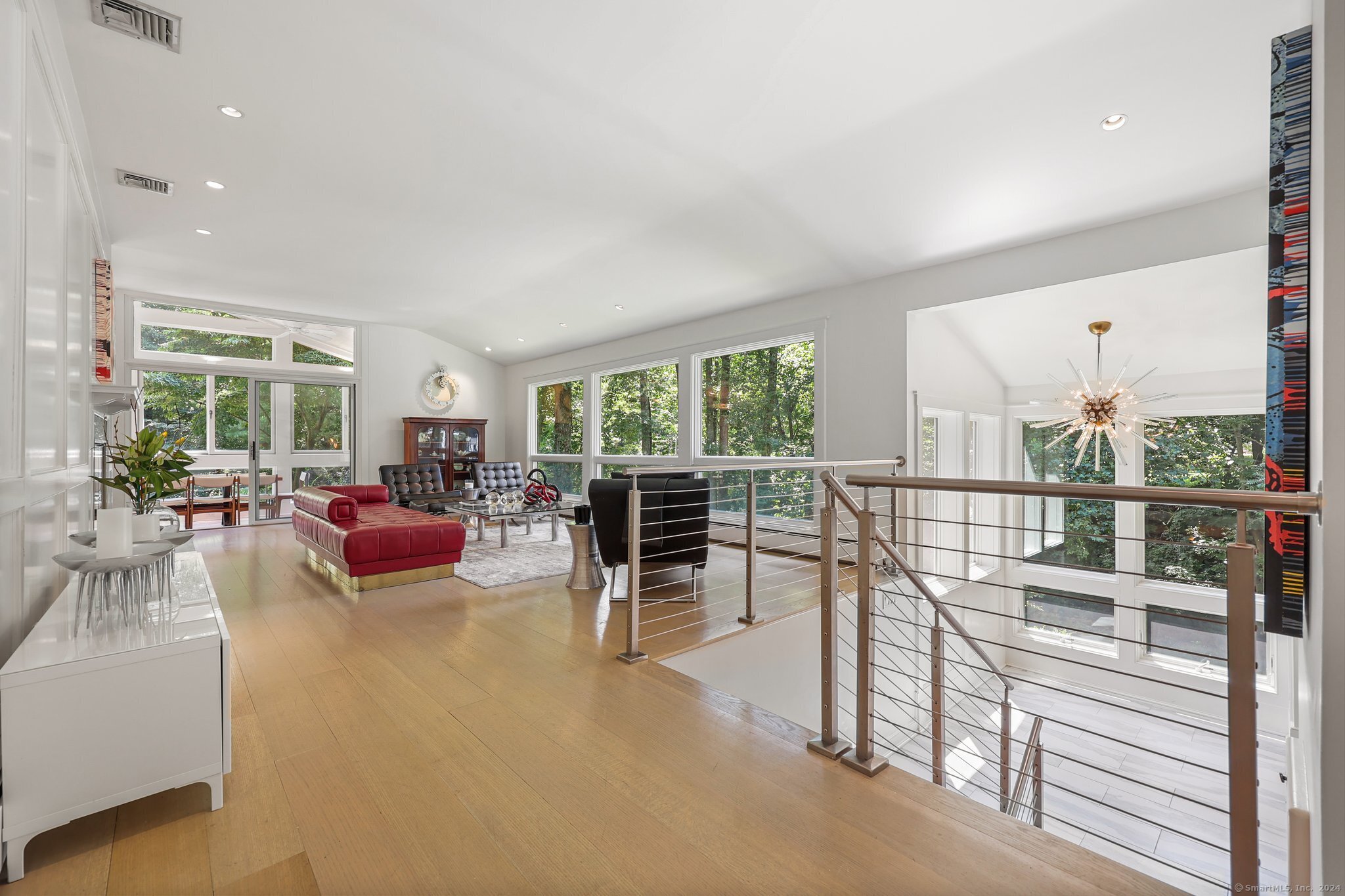 22 Sunswyck Road Darien, CT 06820 - Photo 3 of 38