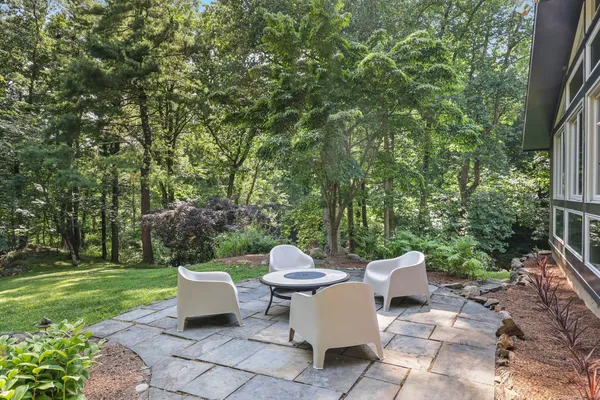 $11,500 | 22 Sunswyck Road, Darien, CT 06820