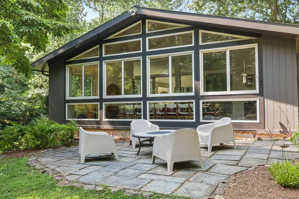 $11,500 | 22 Sunswyck Road, Darien, CT 06820