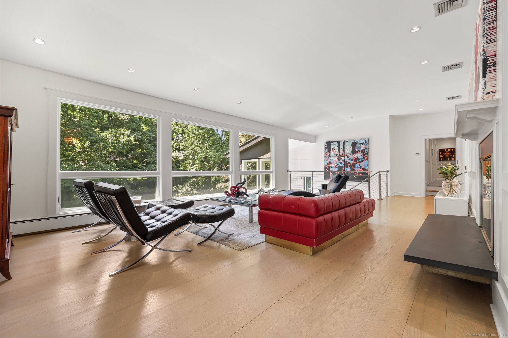 22 Sunswyck Road Darien, CT 06820 - Photo 7 of 38