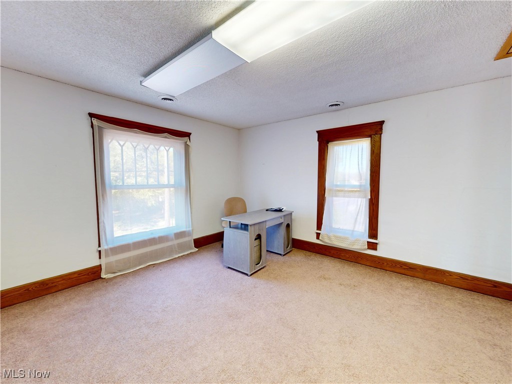 4725 Massillon Road North Canton, OH 44720 - Photo 26 of 37